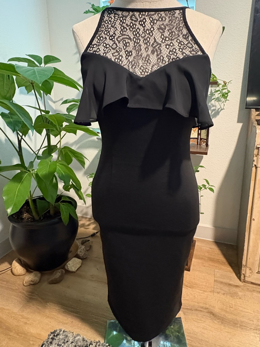 BCBGeneration Black Lace High Neck Ruffle Trim Bodycon Mini Dress LBD NWOT SMALL
